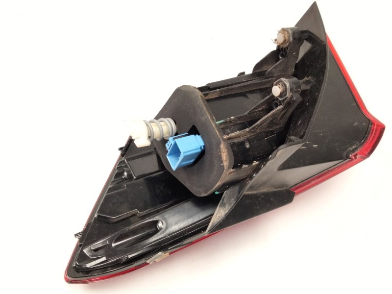 Recambio de piloto trasero izquierdo para volkswagen t-roc (a11, d11) 1.5 tsi referencia OEM IAM 2GA945095  