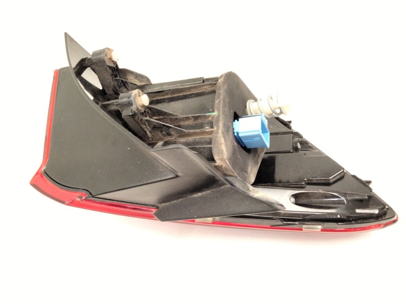 Recambio de piloto trasero derecho para volkswagen t-roc (a11, d11) 1.5 tsi referencia OEM IAM 2GA945096  