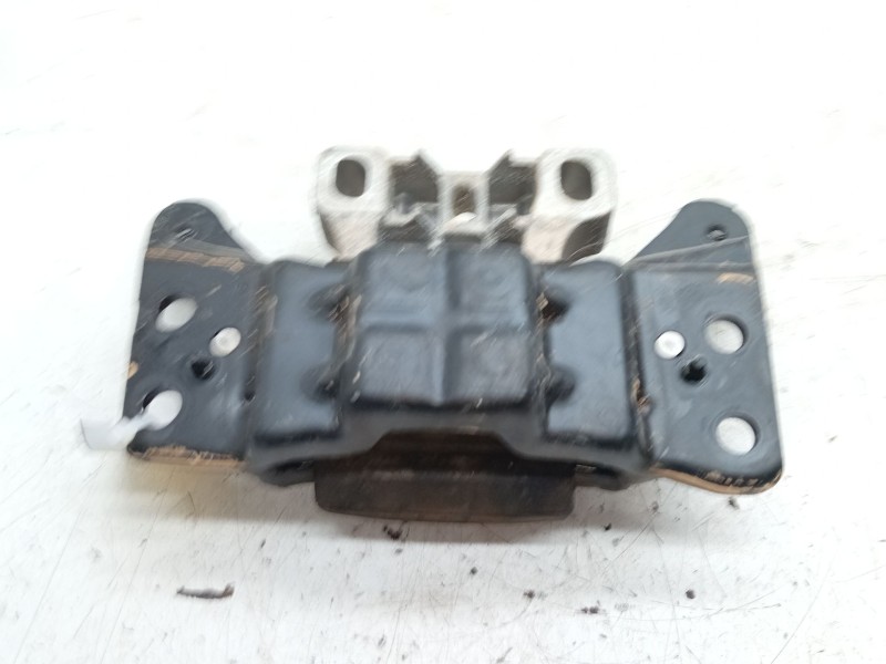 Recambio de soporte caja cambio para volkswagen t-roc (a11, d11) 1.5 tsi referencia OEM IAM 5Q0199555AB  