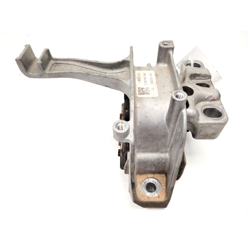 Recambio de soporte motor derecho superior para volkswagen t-roc (a11, d11) 1.5 tsi referencia OEM IAM 5WA199262  