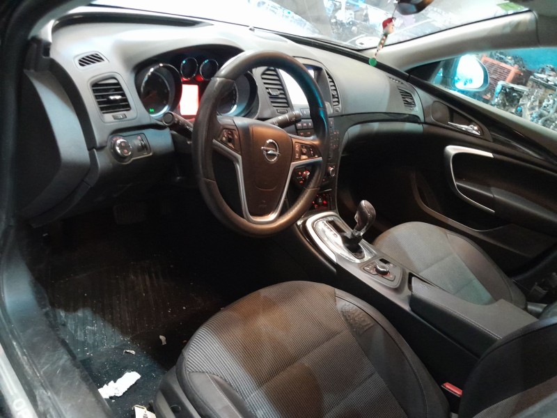 opel insignia a (g09) del año 2012