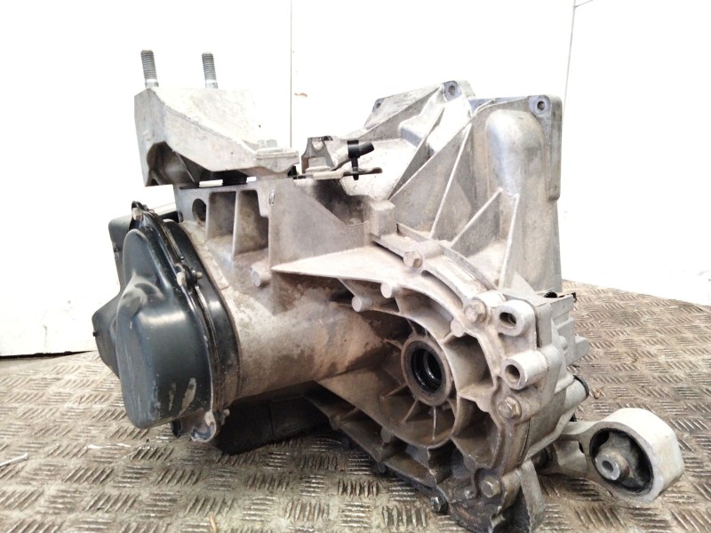 Recambio de caja cambios para ford fiesta vi (cb1, ccn) 1.4 tdci referencia OEM IAM 8A6R7002EB  