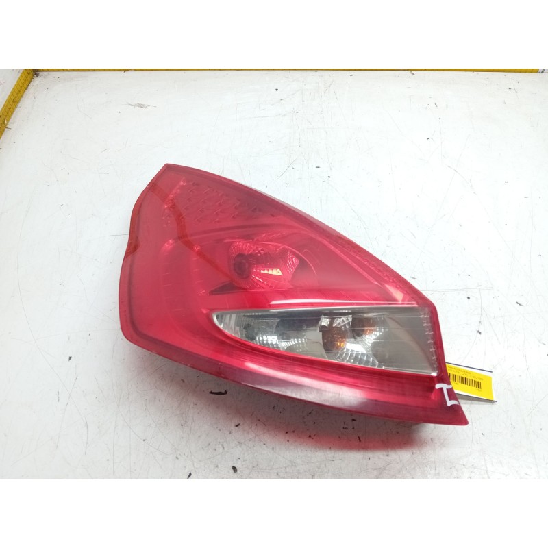 Recambio de piloto trasero izquierdo para ford fiesta vi (cb1, ccn) 1.4 tdci referencia OEM IAM 8A6113405A  
