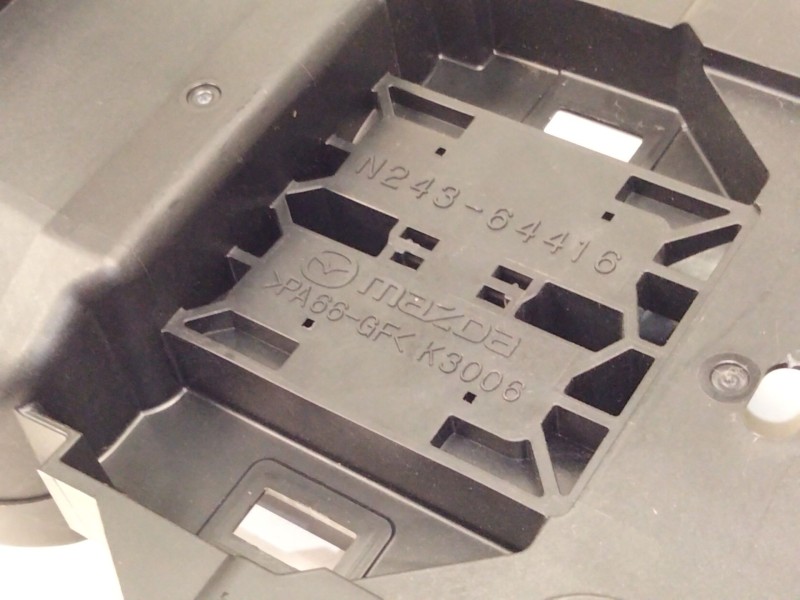 Recambio de portavasos para mazda mx-5 rf targa (nd) 2.0 (nd2e) referencia OEM IAM N24364416  