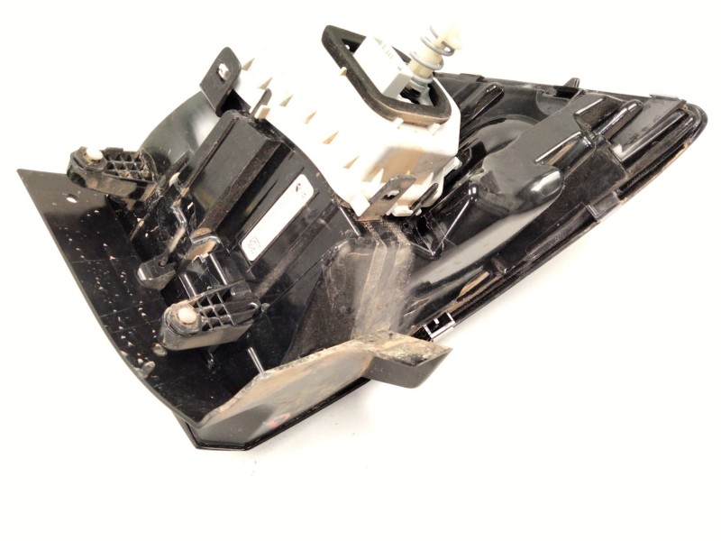 Recambio de piloto trasero derecho para volkswagen t-cross (c11) 1.0 tsi referencia OEM IAM 2GM946096  