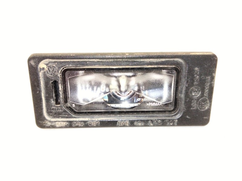 Recambio de piloto matricula para volkswagen t-cross (c11) 1.0 tsi referencia OEM IAM 5NA943021  