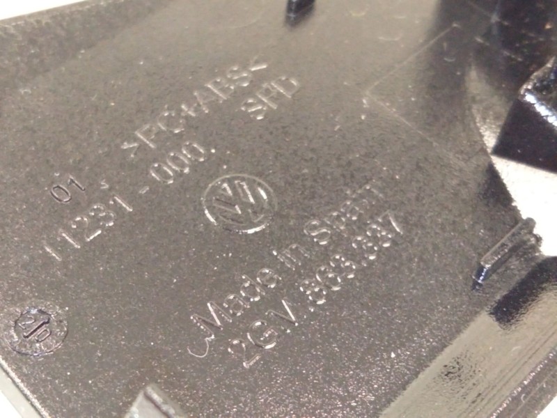 Recambio de moldura para volkswagen t-cross (c11) 1.0 tsi referencia OEM IAM 2GM863337  