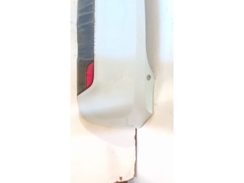 Recambio de paragolpes trasero para audi a1 (8x) 1.6 tdi referencia OEM IAM   