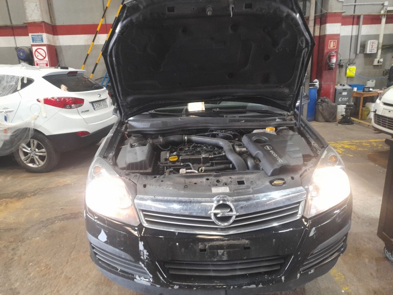 opel astra h (a04) del año 2005