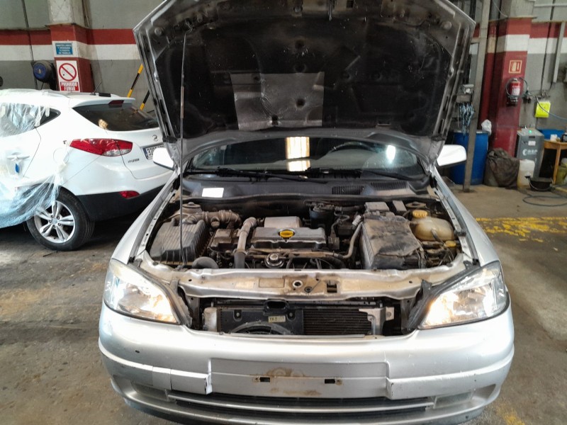 opel astra g fastback (t98) del año 1999