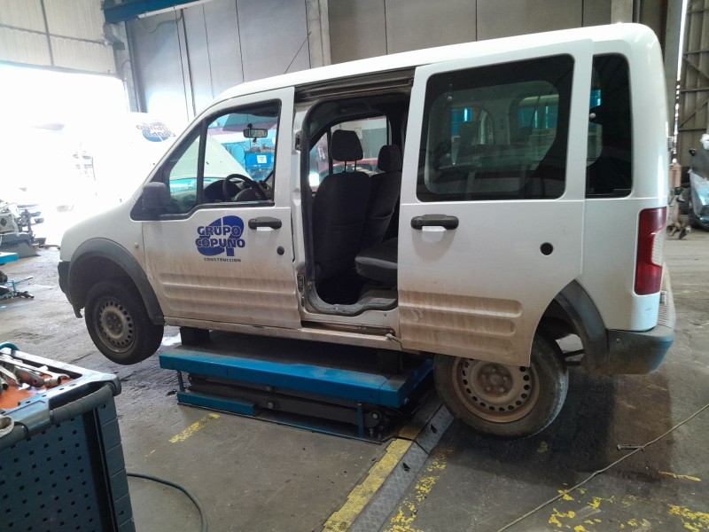 ford tourneo connect del año 2010