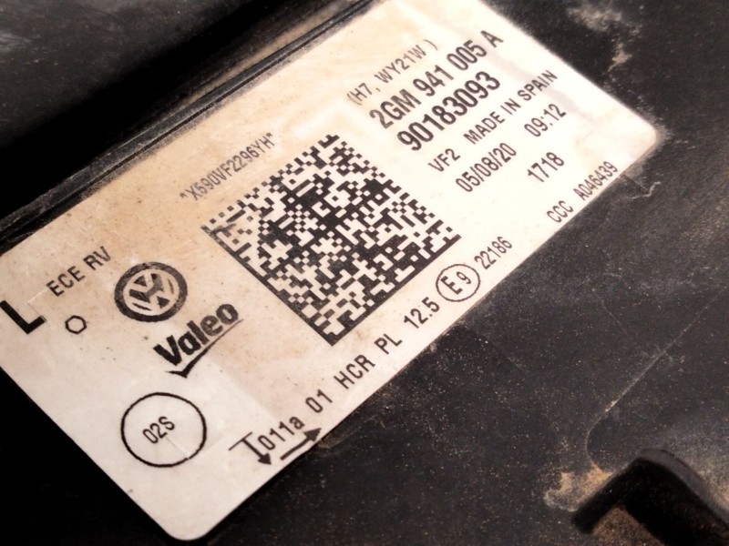 Recambio de faro izquierdo para volkswagen t-cross (c11) 1.0 tsi referencia OEM IAM   