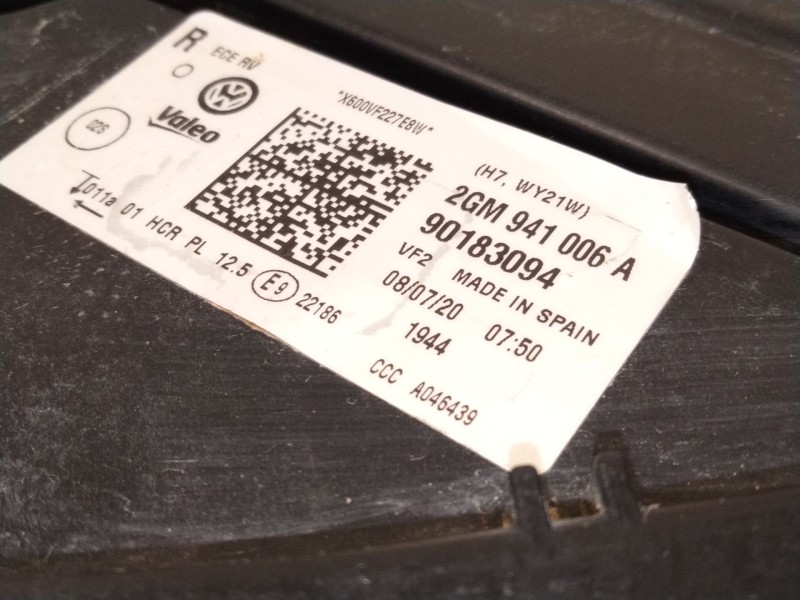 Recambio de faro derecho para volkswagen t-cross (c11) 1.0 tsi referencia OEM IAM 2GM941006  