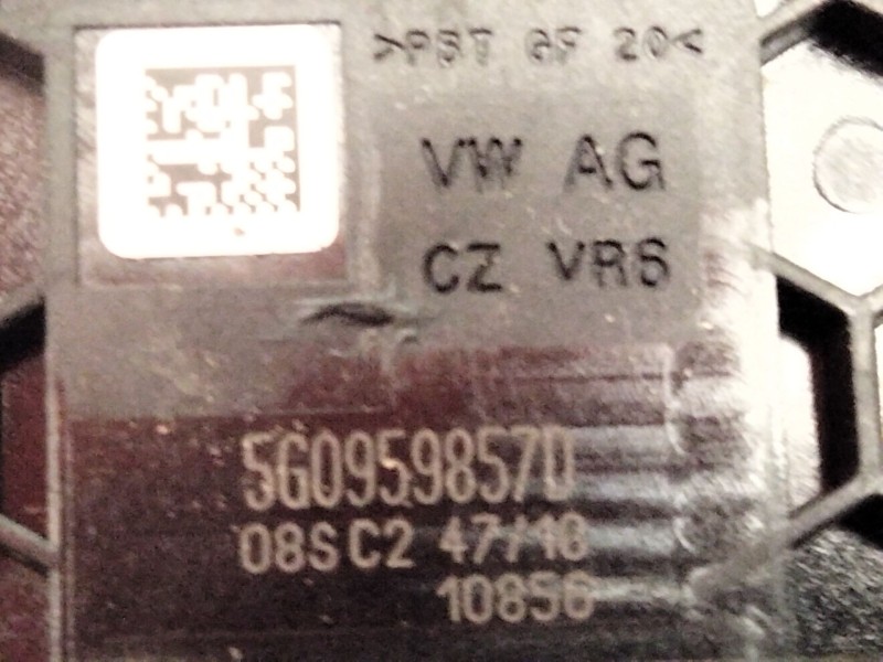 Recambio de mando elevalunas delantero izquierdo para volkswagen golf vii (5g1, bq1, be1, be2) 1.0 tsi referencia OEM IAM 5G0959