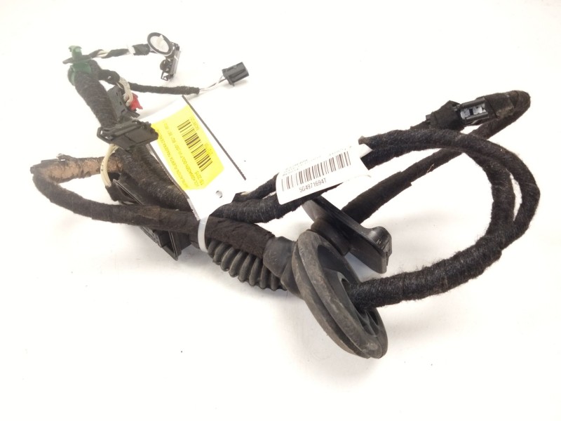 Recambio de instalacion puerta trasera derecha para volkswagen golf vii (5g1, bq1, be1, be2) 1.0 tsi referencia OEM IAM 5G497169