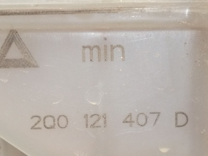 Recambio de deposito expansion para volkswagen t-cross (c11) 1.0 tsi referencia OEM IAM 2Q0121407  