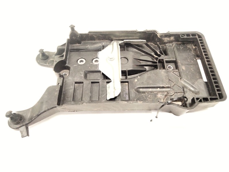 Recambio de soporte bateria para volkswagen t-cross (c11) 1.0 tsi referencia OEM IAM   