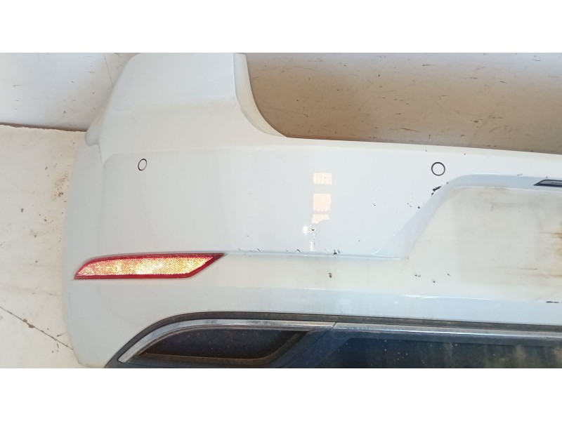 Recambio de paragolpes trasero para volkswagen golf vii (5g1, bq1, be1, be2) 1.0 tsi referencia OEM IAM 3G6807421  
