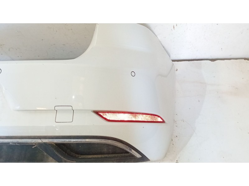 Recambio de paragolpes trasero para volkswagen golf vii (5g1, bq1, be1, be2) 1.0 tsi referencia OEM IAM 3G6807421  