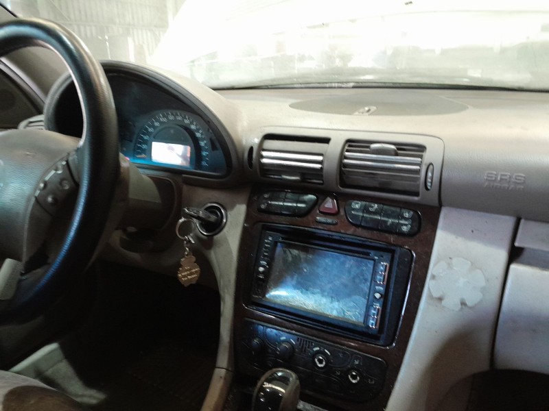 mercedes-benz clase c (w203) del año 2005