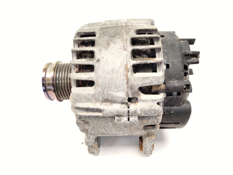 Recambio de alternador para volkswagen t-cross (c11) 1.0 tsi referencia OEM IAM 05E903026  
