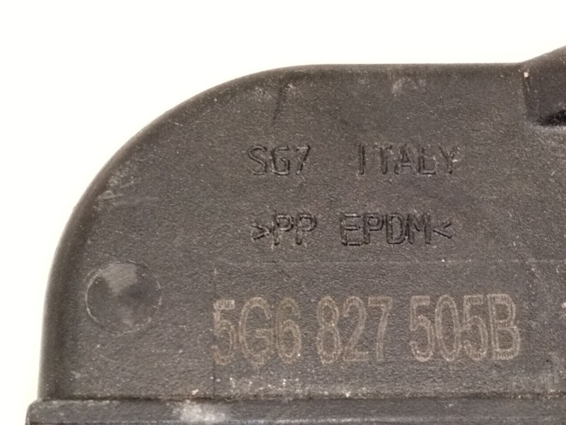 Recambio de cerradura maletero / porton para volkswagen golf vii (5g1, bq1, be1, be2) 1.0 tsi referencia OEM IAM 5G6827505  