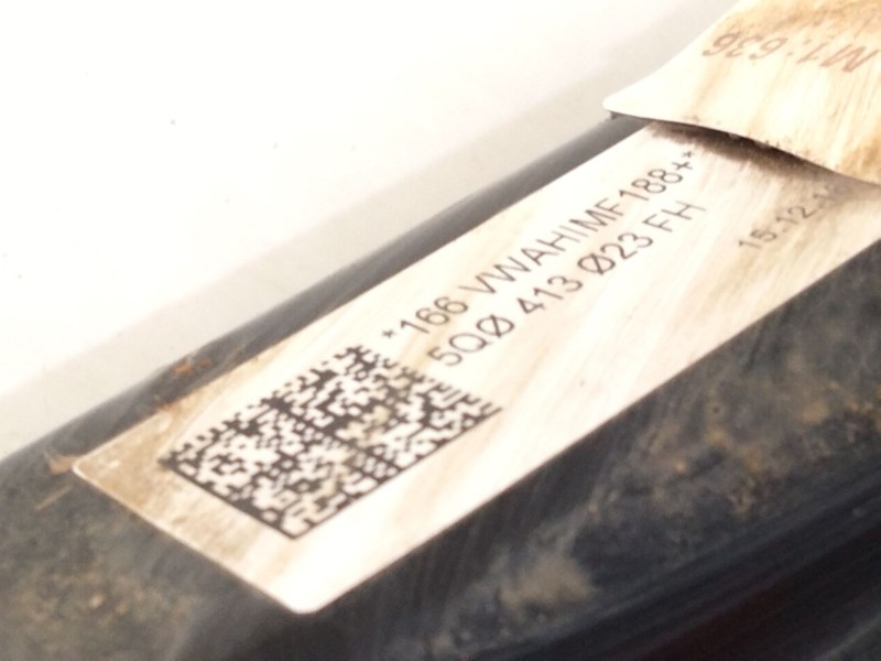 Recambio de amortiguador delantero derecho para volkswagen golf vii (5g1, bq1, be1, be2) 1.0 tsi referencia OEM IAM 5Q0413023  