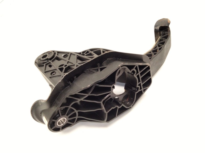 Recambio de pedal embrague para volkswagen t-cross (c11) 1.0 tsi referencia OEM IAM 2Q1721059  