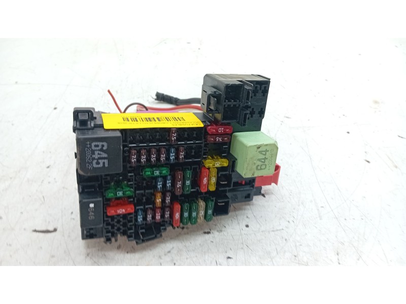 Recambio de caja fusibles para volkswagen t-cross (c11) 1.0 tsi referencia OEM IAM   