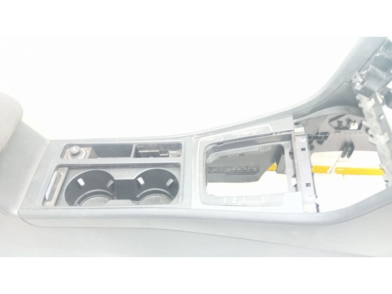 Recambio de consola central para volkswagen golf vii (5g1, bq1, be1, be2) 1.0 tsi referencia OEM IAM 5G1863241BL  