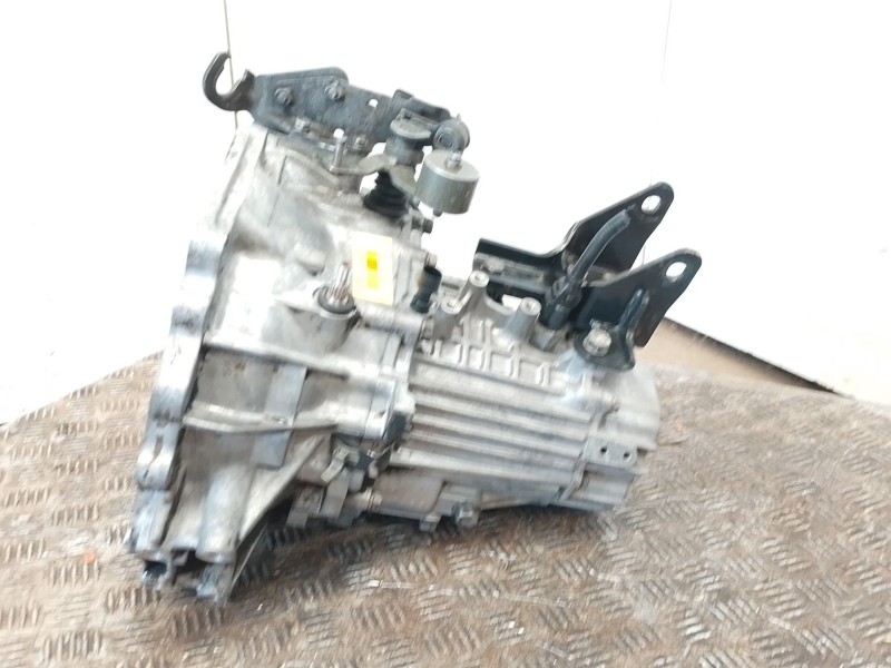 Recambio de caja cambios para hyundai matrix (fc) 1.5 crdi referencia OEM IAM J31973  