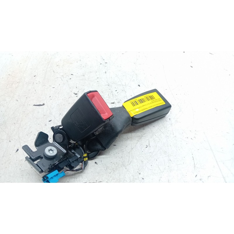 Recambio de enganche cinturon trasero derecho para mercedes-benz glc coupe (c253) 250 4-matic (253.346) referencia OEM IAM A2058