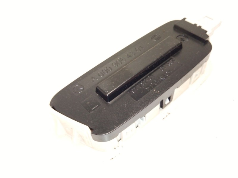 Recambio de luz interior para mercedes-benz glc coupe (c253) 250 4-matic (253.346) referencia OEM IAM A0009064301  