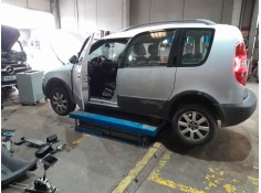 SKODA ROOMSTER (5J7)