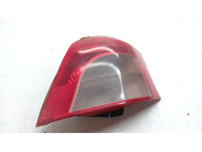 Recambio de piloto trasero derecho para toyota yaris (ksp9/scp9/nlp9) básico referencia OEM IAM   