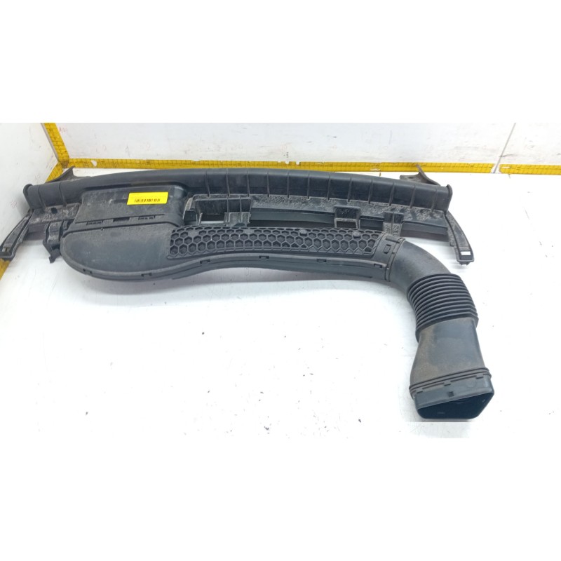 Recambio de toma aire para mercedes-benz glc coupe (c253) 250 4-matic (253.346) referencia OEM IAM A2535001100  