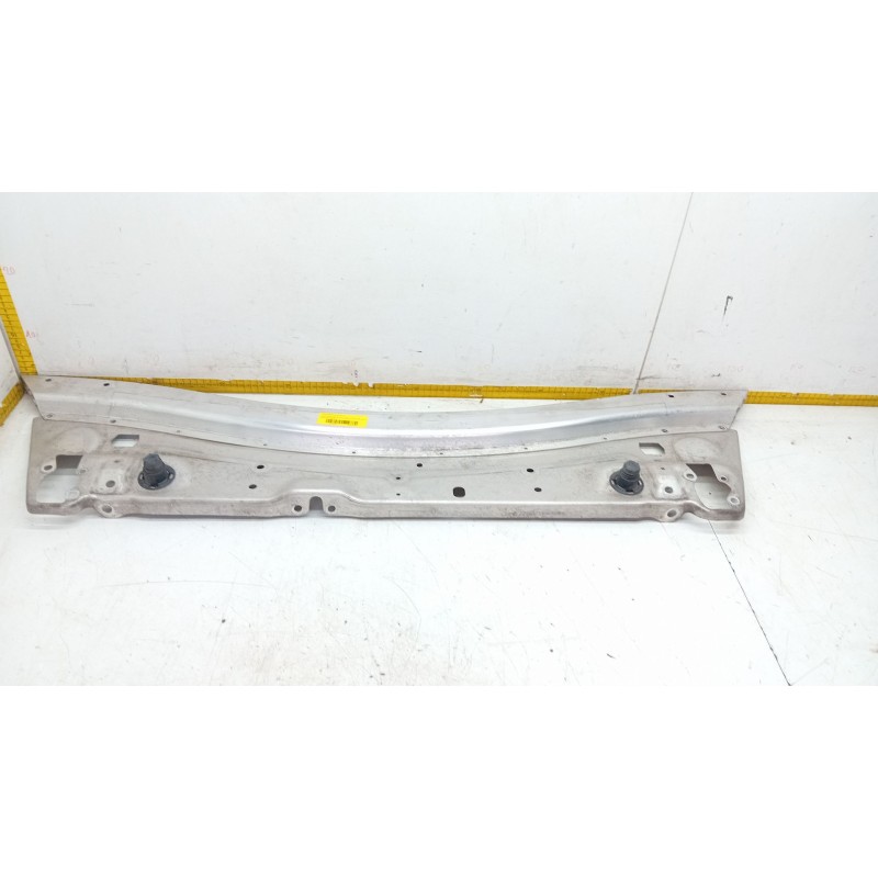 Recambio de travesaño superior para mercedes-benz glc coupe (c253) 250 4-matic (253.346) referencia OEM IAM A2536210300  