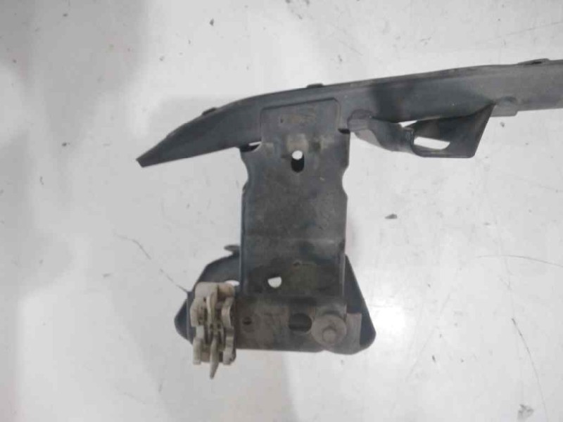 Recambio de refuerzo paragolpes delantero para ford fiesta (cb1) trend referencia OEM IAM   