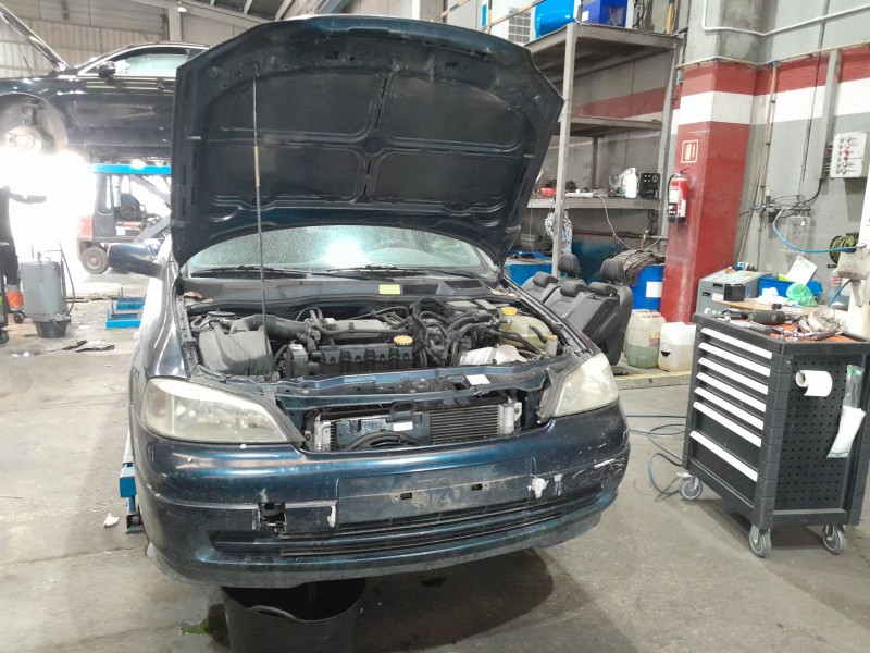 opel astra g fastback (t98) del año 2001