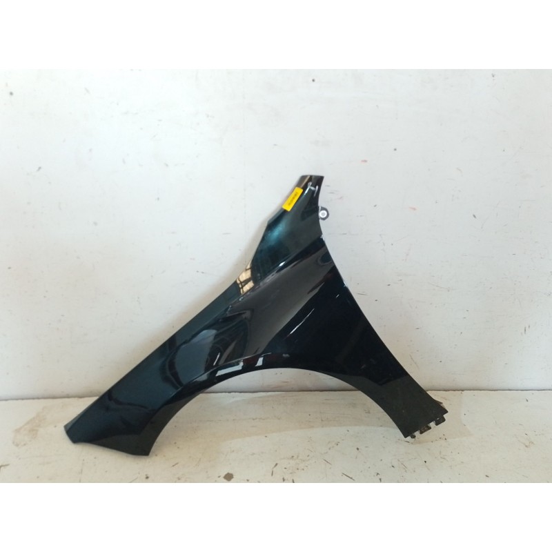 Recambio de aleta delantera izquierda para mercedes-benz clase a (w177) a 180 d (177.003) referencia OEM IAM   