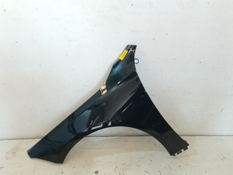 Recambio de aleta delantera izquierda para mercedes-benz clase a (w177) a 180 d (177.003) referencia OEM IAM   