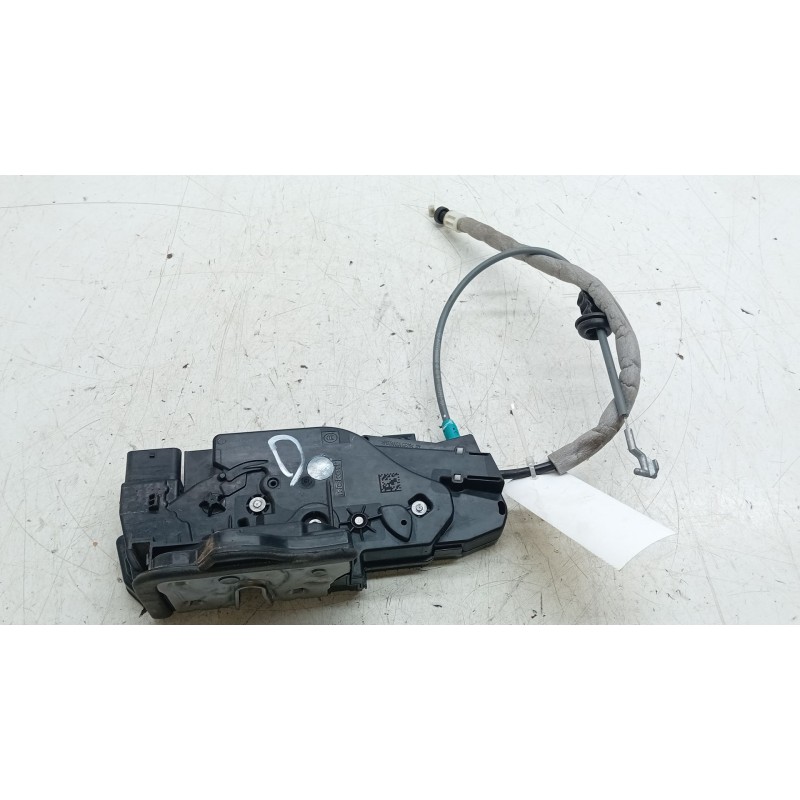 Recambio de cerradura puerta delantera derecha para mercedes-benz clase a (w177) a 180 d (177.003) referencia OEM IAM A099720200