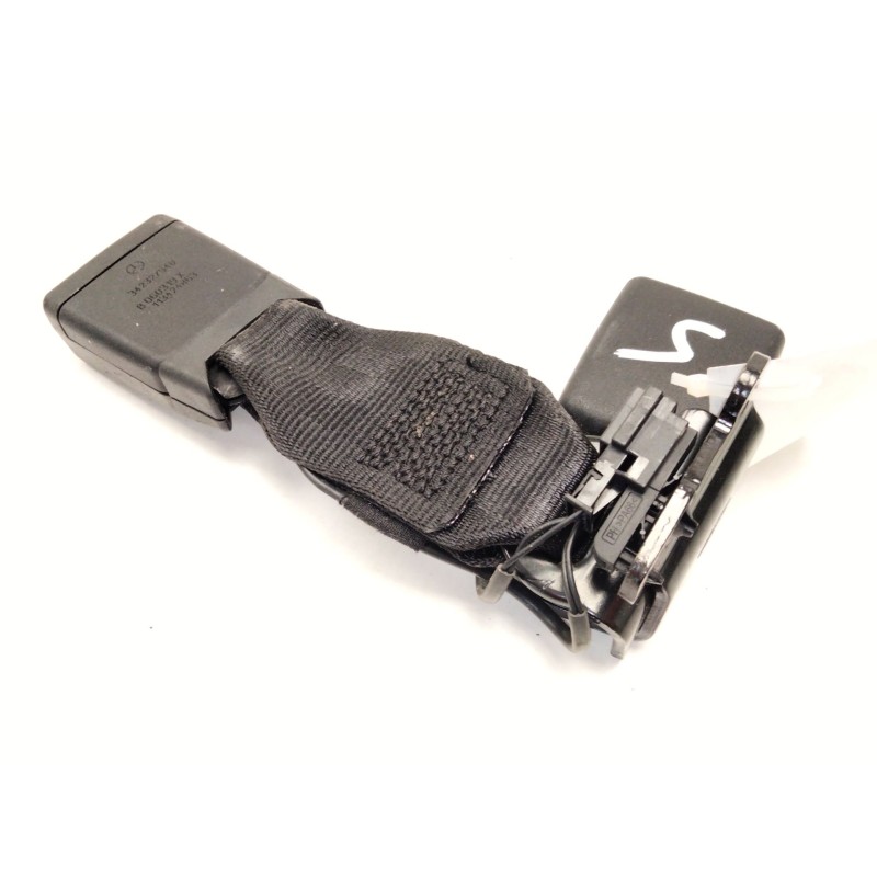 Recambio de enganche cinturon trasero central para mercedes-benz clase a (w177) a 180 d (177.003) referencia OEM IAM A1778602200