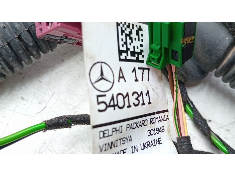 Recambio de instalacion puerta trasera izquierda para mercedes-benz clase a (w177) a 180 d (177.003) referencia OEM IAM A1775413
