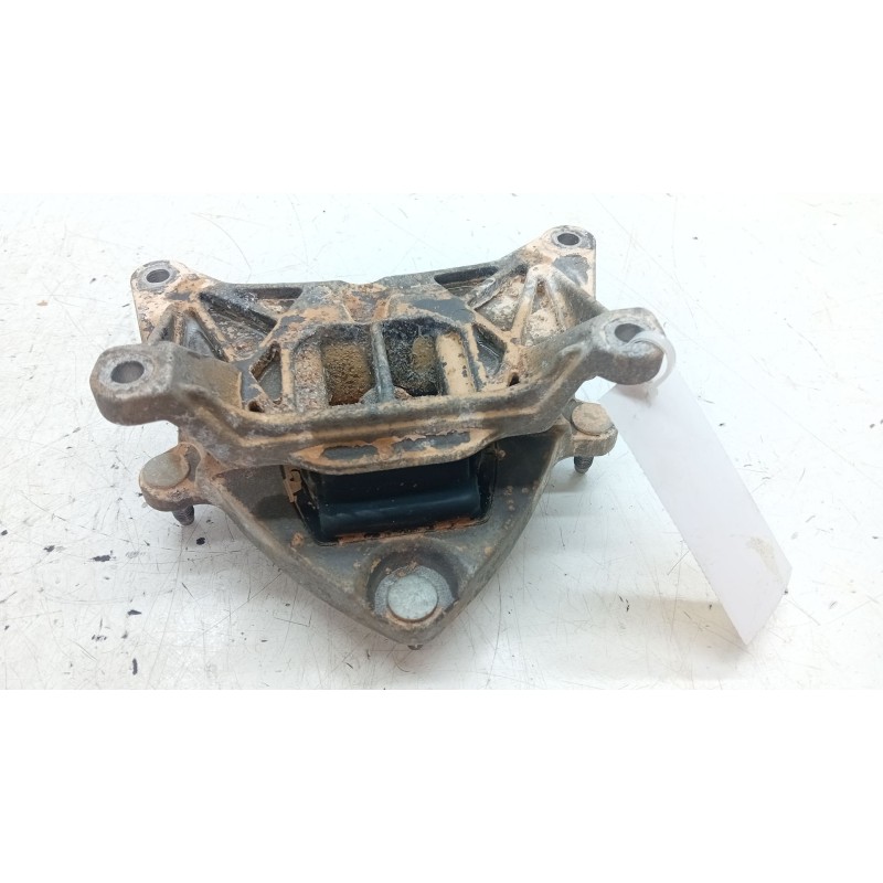 Recambio de soporte caja cambio para mercedes-benz glc coupe (c253) 250 4-matic (253.346) referencia OEM IAM A2052402500  