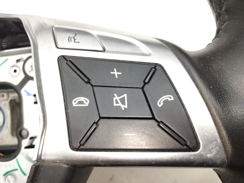 Recambio de volante para mercedes-benz clase m (w166) referencia OEM IAM A1664600103  