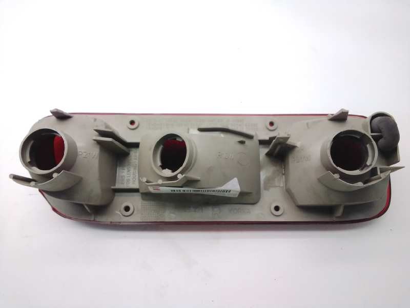 Recambio de piloto trasero derecho paragolpes para nissan terrano/terrano.ii (r20) referencia OEM IAM 26550OF400 INGLES DEFECTUO