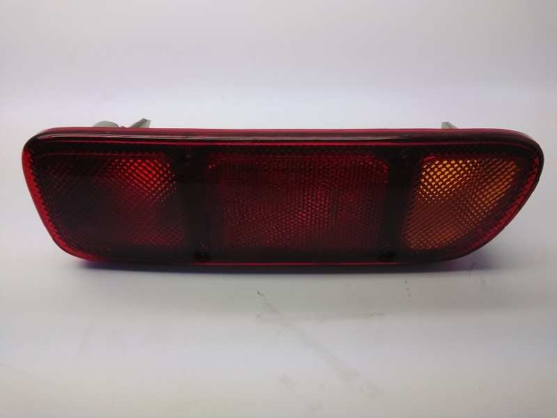 Recambio de piloto trasero derecho paragolpes para nissan terrano/terrano.ii (r20) referencia OEM IAM 26550OF400 INGLES DEFECTUO