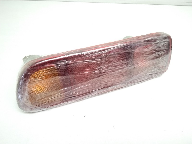 Recambio de piloto trasero derecho paragolpes para nissan terrano/terrano.ii (r20) referencia OEM IAM 26550OF400 INGLES DEFECTUO