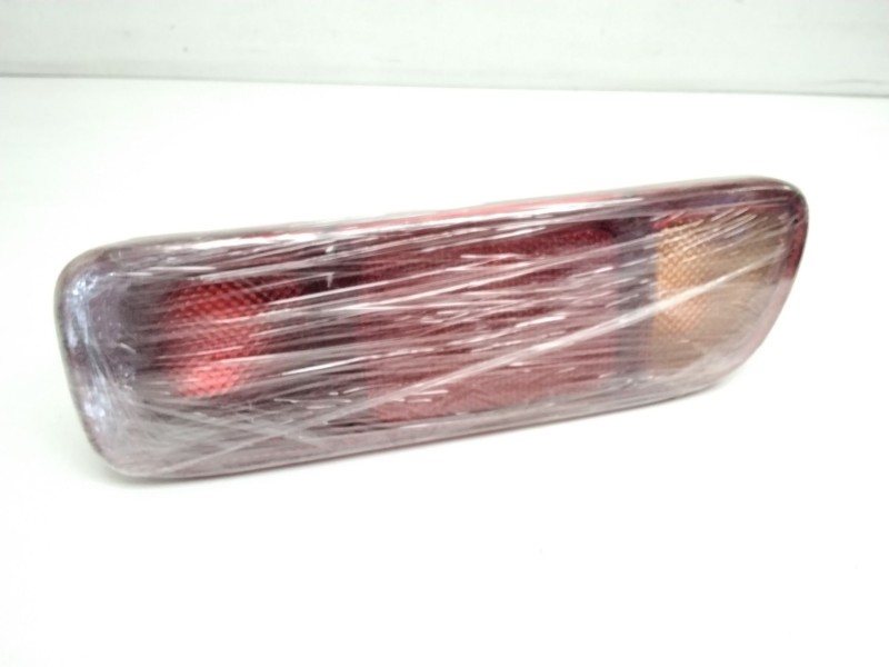 Recambio de piloto trasero derecho paragolpes para nissan terrano/terrano.ii (r20) referencia OEM IAM 26550OF400 INGLES DEFECTUO